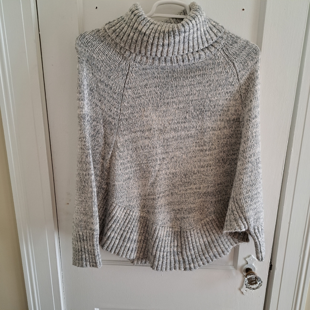 Maison Jules Pancho Sweater L